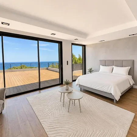 Nyaraló D Exception 450m2 Avec Piscine Vue Domaine Prive Cardo *