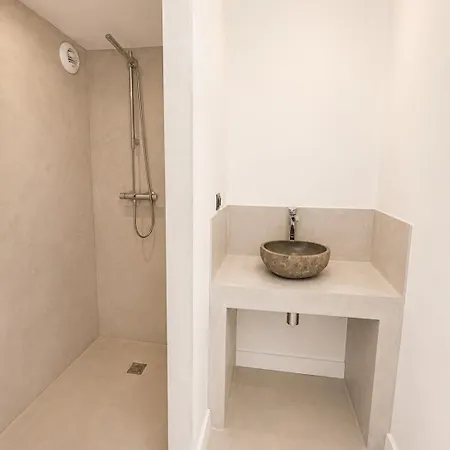 D Exception 450m2 Avec Piscine Vue Domaine Prive Cardo Nyaraló *